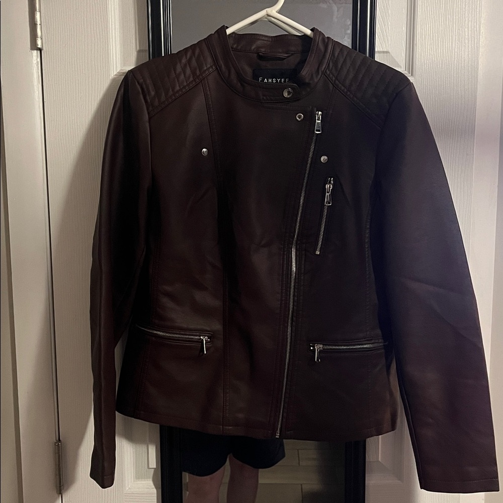 Fahsyee Women's Brown Faux Leather Moto Jacket Size Large